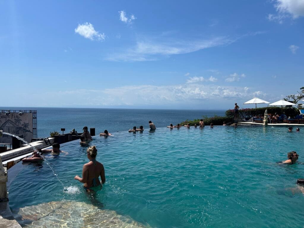 Single Fin Infinity Pool Bali overlooking Suluban Beach where you can snorkel